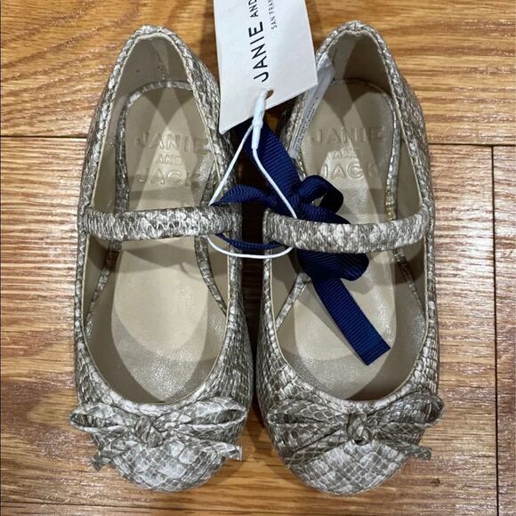 Janie and Jack Flats - Picture 2 of 3